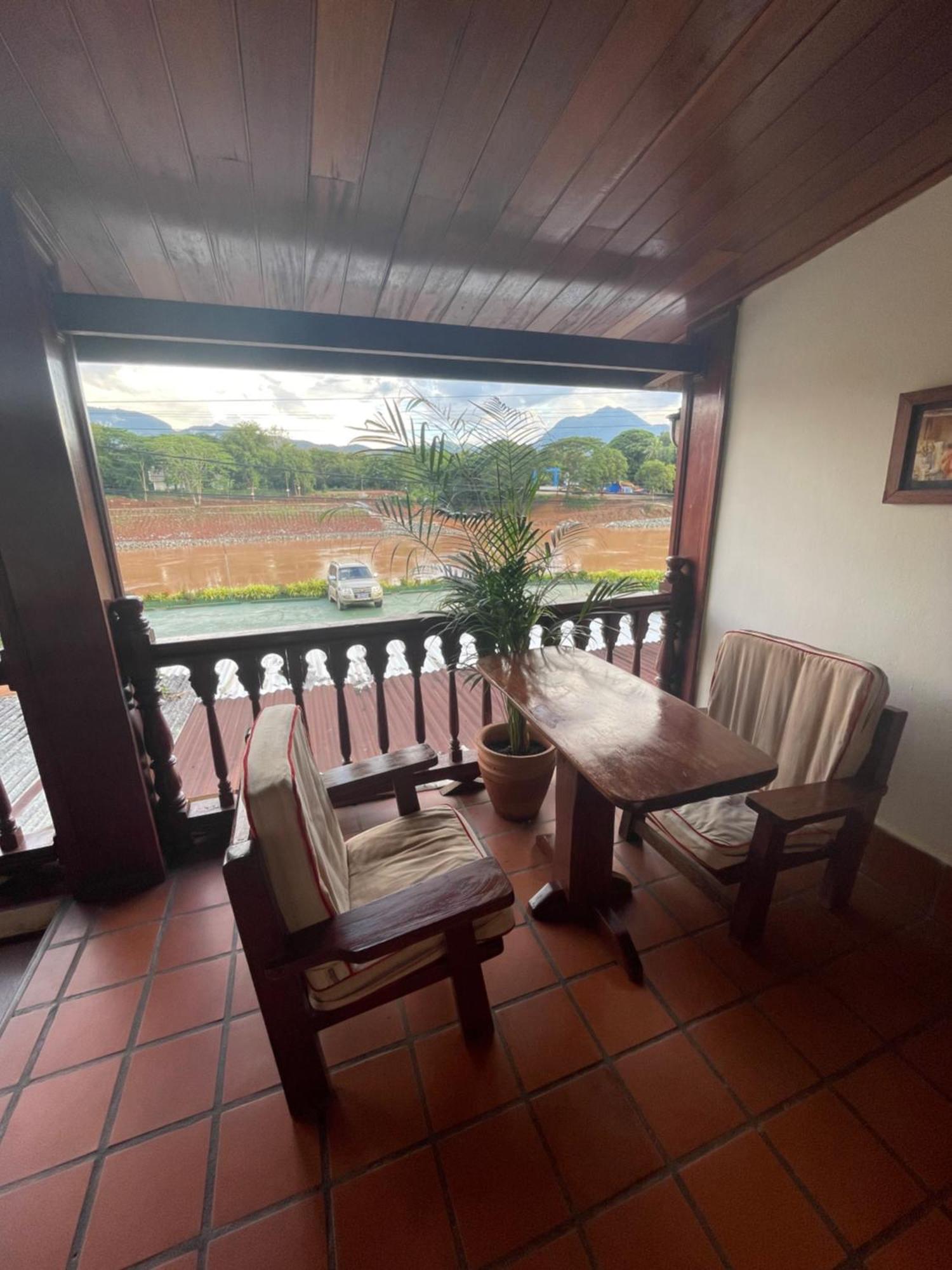 Luang Prabang - Villa Ouis Namkhan Riverside 2 Eksteriør billede
